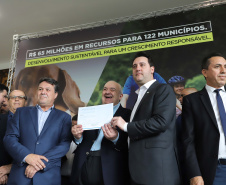 O Governo do Paraná criou neste o Certificado de Mérito Ambiental, que premia municípios pela implantação de projetos de sustentabilidade em prol do ecossistema. A intenção é reconhecer boas ações que podem ser replicadas em outras cidades do Estado. A iniciativa é da Secretaria do Desenvolvimento Sustentável e do Turismo.Foto: Arnaldo Alves/AEN