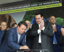 O Governo do Paraná criou neste o Certificado de Mérito Ambiental, que premia municípios pela implantação de projetos de sustentabilidade em prol do ecossistema. A intenção é reconhecer boas ações que podem ser replicadas em outras cidades do Estado. A iniciativa é da Secretaria do Desenvolvimento Sustentável e do Turismo.Foto: Arnaldo Alves/AEN