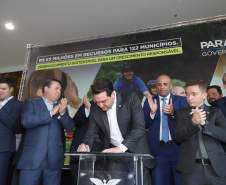 O Governo do Paraná criou neste o Certificado de Mérito Ambiental, que premia municípios pela implantação de projetos de sustentabilidade em prol do ecossistema. A intenção é reconhecer boas ações que podem ser replicadas em outras cidades do Estado. A iniciativa é da Secretaria do Desenvolvimento Sustentável e do Turismo.Foto: Arnaldo Alves/AEN