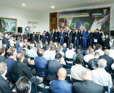 O governador Carlos Massa Ratinho Junior confirmou nesta terça-feira (17), durante evento no Palácio Iguaçu, um grande pacote voltado para o meio ambiente e a sustentabilidade. Foram destinados, entre liberações diretas e convênios, R$ 65 milhões para 149 municípios do Estado.