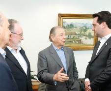 O Governo do Estado e a Klabin anunciaram nesta terça-feira (17) um investimento de R$ 450 milhões da empresa para obras de infraestrutura