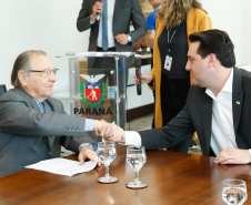 O Governo do Estado e a Klabin anunciaram nesta terça-feira (17) um investimento de R$ 450 milhões da empresa para obras de infraestrutura