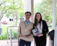 No “Dia D” de combate à dengue organizado pelo Governo do Estado, nesta quarta-feira (18), a incubadora do Instituto de Tecnologia do Paraná (Tecpar) recebe uma nova empresa – a Forrest Brasil Tecnologia, que desenvolveu um projeto inovador para ataque ao mosquito Aedes aegypti.Foto: Tecpar