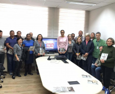 No “Dia D” de combate à dengue organizado pelo Governo do Estado, nesta quarta-feira (18), a incubadora do Instituto de Tecnologia do Paraná (Tecpar) recebe uma nova empresa – a Forrest Brasil Tecnologia, que desenvolveu um projeto inovador para ataque ao mosquito Aedes aegypti.Foto: Tecpar