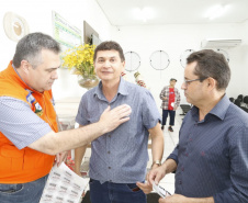 O município de Quinta do Sol, que está em epidemia e com 179 casos confirmados da doença, recebeu o secretário de Estado da Saúde, Beto Preto, que falou com a comunidade, profissionais de saúde sobre a importância de ações e mutirões de limpeza e eliminação de criadouros do mosquito.Foto: Gilson Abreu/AEN