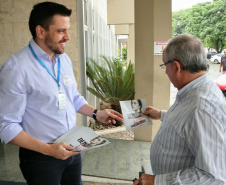 O Governo do Estado mobilizou toda a sua estrutura para ações integradas de combate à dengue, durante esta quarta-feira, 18 de dezembro, dando início a série de atividades que serão realizadas ao longo dos próximos meses.Porto de Paranaguá. Foto: Claudio Neves