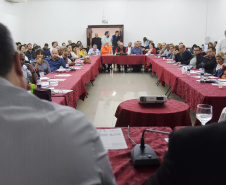 A versão inicial do Plano Estadual de Saúde (PES) foi disponibilizada nesta quinta-feira (19) aos integrantes do Conselho Estadual de Saúde (CES) durante a última reunião do ano do grupo. O plano vai balizar a política pública na área para o período de 2020 a 2023, já com o orçamento elaborado e as propostas desta gestão. Também foram discutidos temas como doação de órgãos, tuberculose, HIV/AIDS e apresentadas algumas das ações que ocorrerão na operação Verão Maior.Foto:SESA
