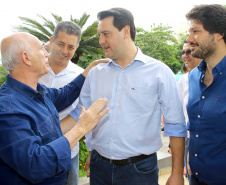 A instalação de uma indústria de alimentos vai gerar 650 empregos diretos em Cambé, na Região Metropolitana de Londrina, Norte do Paraná. O investimento de R$ 170 milhões é do Grupo Muffato e foi anunciado nesta sexta-feira (20) em evento com o governador Carlos Massa Ratinho Junior e o diretor da empresa, Everton Muffato, realizado na prefeitura de Cambé.