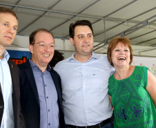 A instalação de uma indústria de alimentos vai gerar 650 empregos diretos em Cambé, na Região Metropolitana de Londrina, Norte do Paraná. O investimento de R$ 170 milhões é do Grupo Muffato e foi anunciado nesta sexta-feira (20) em evento com o governador Carlos Massa Ratinho Junior e o diretor da empresa, Everton Muffato, realizado na prefeitura de Cambé.