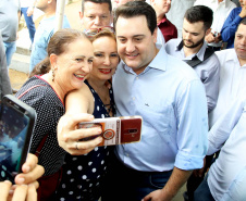 A instalação de uma indústria de alimentos vai gerar 650 empregos diretos em Cambé, na Região Metropolitana de Londrina, Norte do Paraná. O investimento de R$ 170 milhões é do Grupo Muffato e foi anunciado nesta sexta-feira (20) em evento com o governador Carlos Massa Ratinho Junior e o diretor da empresa, Everton Muffato, realizado na prefeitura de Cambé.