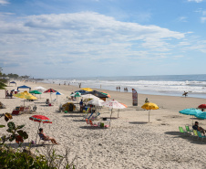 O vice governador Darci Piana participa neste sábado (21), do Lançamento do  Verão Maior 2019/2020. O evento acontece em Matinhos  e marca o início das ações dos órgãos estaduais no Litoral e nas praias de água doce nas Costas Oeste, Norte e Noroeste, durante toda a temporada até 1º de março.  Matinhos, 21/12/2019 -  Foto: Geraldo Bubniak/AEN