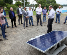 Visita do Comitê do Smart Energy à usina fotovoltaica flutuante da Sanepar. Foto: Sanepar