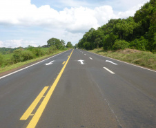 Obras e melhorias em rodovias paranaenses somam R$ 600 milhões. Foto:DER