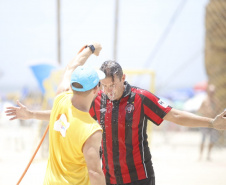 O vice-governador Darci Piana esteve neste sábado (11) no tradicional Futebol das Estrelas, em Matinhos, e destacou que a programação esportiva do Verão Maior é um vetor especial do turismo do Litoral e das praias de água doce do Estado. O Athletiba inaugural de 2020 deu largada a um calendário que engloba aulas de ginástica, torneios de vôlei, balonismo e muito mais. Foto: Gilson Abreu/AEN