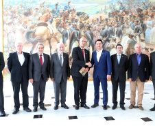 Visita embaixador de Israel Yossi Shelbi ao governador Carlos Massa Ratinho Junior. Foto Gilson Abreu