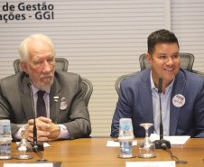 O vice-governador Darci Piana, coordenou a 1a reunião do secretariádo de 2020. N/F: secretário Chefe da Casa Civil, Guto Silva.
Curitiba, 14-01-20.
Foto: Arnaldo Alves / AEN