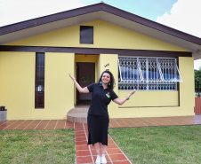 O Banco da Mulher Paranaense, programa gerenciado pela Fomento Paraná, completou três meses em dezembro colecionando bons indicadores.Na foto,  Amanda Carla dos Santos da Costa de Sousa, proprietária de uma casa de recreação infantil e organização de eventos. Foto: José Fernando Ogura/AEN