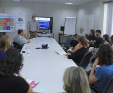 Dirigentes e técnicos do Serviço Social Autônomo (Paranacidade) apresentaram nesta quinta-feira (16) a integrantes da Comissão de Voluntárias em Prol de Cidades Mais Inclusivas para as Mulheres, do Conselho de Urbanismo e Arquitetura do Paraná, Programas de Ação a Secretaria do Desenvolvimento Urbano e de Obras Públicas e do Paranacidade, com vistas à promoção do desenvolvimento urbano no Estado.
