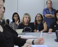 Dirigentes e técnicos do Serviço Social Autônomo (Paranacidade) apresentaram nesta quinta-feira (16) a integrantes da Comissão de Voluntárias em Prol de Cidades Mais Inclusivas para as Mulheres, do Conselho de Urbanismo e Arquitetura do Paraná, Programas de Ação a Secretaria do Desenvolvimento Urbano e de Obras Públicas e do Paranacidade, com vistas à promoção do desenvolvimento urbano no Estado.