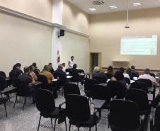 Iniciativa inédita do Governo do Paraná vai ampliar a atuação de agentes de controle interno para avaliação e monitoramento de políticas públicas, mensurando sua efetividade para o atendimento da população. Os mais de 60 agentes dos órgãos e entidades do Governo do Estado passarão por treinamento específico, no 1.º Ciclo de Aprimoramento do Controle Interno do Paraná, que começou nesta quinta-feira (16). Foto:CGE