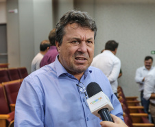O Governador Carlos Massa Ratinho Junior lança nesta sexta-feira (17/01) o  projeto de transformação de subprodutos da agropecuária e da agroindústria em energias renováveis, no Biopark em Toledo. Serão implantadas uma usina de biometano (combustível veicular) e duas de geração de energia elétrica, a partir de dejetos suínos. Secretario Marcio Nunes.Toledo, 17/01/2020 -  Foto: Geraldo Bubniak/AEN