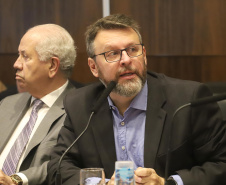 O governador Carlos Massa Ratinho Junior participa da reunião do secretariado. N/F: presidente do BRDE, Wilson Bley.
Curitiba, 21-01-20.
Foto: Arnaldo Alves / AEN.


