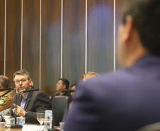 O governador Carlos Massa Ratinho Junior participa da reunião do secretariado. N/F: presidente do BRDE, Wilson Bley.
Curitiba, 21-01-20.
Foto: Arnaldo Alves / AEN.


