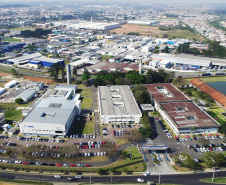 A Incubadora do Instituto de Tecnologia do Paraná (Intec) atualizou o seu modelo de negócios, que agora prevê que empresas participantes do processo de incubação contribuam com uma taxa de retribuição sobre o faturamento bruto das companhias, a partir da sua sustentabilidade financeira. Foto:Tecpar