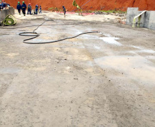 As obras da Pequena Central Hidrelétrica Bela Vista avançam rapidamente em Verê, no sudoeste do Paraná. Esta semana, as equipes iniciam o lançamento  de concreto na barragem e no vertedouro que ficam no leito do rio Chopim.
Foto: Copel