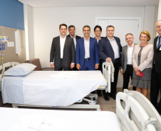 A primeira unidade de cuidados paliativos do Sul do Brasil com atendimento pelo Sistema Único de Saúde (SUS), o Hospice Erasto Gaertner, foi inaugurada nesta sexta-feira (24), em Curitiba, com a presença do governador Carlos Massa Ratinho Junior. Foto: Rodrigo Felix Leal