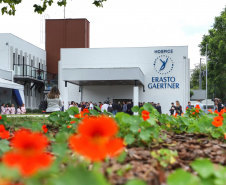 A primeira unidade de cuidados paliativos do Sul do Brasil com atendimento pelo Sistema Único de Saúde (SUS), o Hospice Erasto Gaertner, foi inaugurada nesta sexta-feira (24), em Curitiba, com a presença do governador Carlos Massa Ratinho Junior. Foto: José Fernando Ogura/AEN