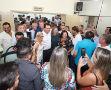 GOVERNADOR REPASSA RECURSOS EM CIANORTE.
O governador Carlos Massa Ratinho Junior assinou neste sábado (25), a homologação para ordem de serviços de pavimentação de ruas e avenidas em Cianorte, região noroeste do Paraná. Participaram da solenidade: prefeito de Cianorte, Claudemir Romero Bongiorno; os secretários: de Desenvolvimento Urbano, João Carlos Ortega; de Desenvolvimento Sustentável e Turismo, Márcio Nunes; entre outros.
Cianorte, 25-01-20.
Foto: Arnaldo Alves / AEN.
