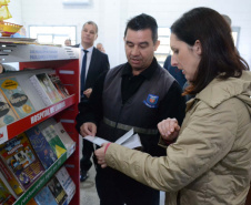 Mais de 6 mil exemplares já foram recuperados em três anos do projeto. Projeto também já ilustrou e imprimiu alguns cordéis e recebeu prêmio de boas práticas.
Foto: José Leocádio/Depen