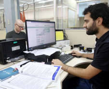 O Paraná encerrou 2019 com saldo de 111.616 novas empresas, segundo dados da Junta Comercial. Foram 182.437 aberturas, crescimento de 5% em relação a 2018, e 70.821 baixas. Os dados somam todas as modalidades: sociedades empresárias limitadas, anônimas e cooperativas, empresas individuais, microempresas individuais e eirelis (empresas individuais de responsabilidade limitada). Foto: Jaelson Lucas/AEN