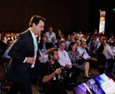 O governador Carlos Massa Ratinho Junior apresentou nesta terça-feira (28) a investidores brasileiros e estrangeiros reunidos pelo banco Credit Suisse os principais programas do Estado e as conquistas econômicas alcançadas em 2019. Ele participou do painel “Os Desafios dos Estados Brasileiros”, na 2020 Latin America Investment Conference, em São Paulo.