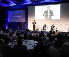 O governador Carlos Massa Ratinho Junior apresentou nesta terça-feira (28) a investidores brasileiros e estrangeiros reunidos pelo banco Credit Suisse os principais programas do Estado e as conquistas econômicas alcançadas em 2019. Ele participou do painel “Os Desafios dos Estados Brasileiros”, na 2020 Latin America Investment Conference, em São Paulo.