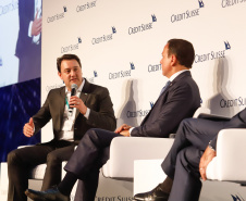 O governador Carlos Massa Ratinho Junior apresentou nesta terça-feira (28) a investidores brasileiros e estrangeiros reunidos pelo banco Credit Suisse os principais programas do Estado e as conquistas econômicas alcançadas em 2019. Ele participou do painel “Os Desafios dos Estados Brasileiros”, na 2020 Latin America Investment Conference, em São Paulo.