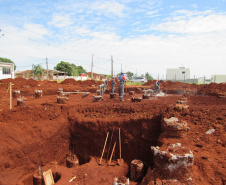 As obras de implantação de mais um reservatório de água para Cascavel tiveram início na primeira quinzena de janeiro. A nova unidade terá capacidade para armazenar 2 milhões de litros de água e vai beneficiar diretamente aos moradores na região Norte da cidade. Com esse empreendimento, a Sanepar amplia em 200% a capacidade de reservação dos bairros que integram a região.  -  Cascavel, 29/01/2020  - Foto: Divulgação Sanepar