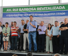 O Governador Carlos Massa Ratinho Junior entrega a ordem de serviço para as obras de duplicação do trecho Norte da Avenida Rui Barbosa, um dos principais eixos viários de São José dos Pinhais, na Região Metropolitana de Curitiba.  São José dos Pinhais, 29/01/2020 - Foto: Geraldo Bubniak/AEN