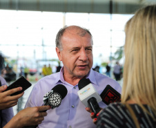 O Governador Carlos Massa Ratinho Junior entrega a ordem de serviço para as obras de duplicação do trecho Norte da Avenida Rui Barbosa, um dos principais eixos viários de São José dos Pinhais, na Região Metropolitana de Curitiba. Na foto, Secretário do Desenvolvimento Urbano - João Carlos Ortega.  São José dos Pinhais, 29/01/2020 - Foto: Geraldo Bubniak/AEN