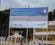 O Governador Carlos Massa Ratinho Junior entrega a ordem de serviço para as obras de duplicação do trecho Norte da Avenida Rui Barbosa, um dos principais eixos viários de São José dos Pinhais, na Região Metropolitana de Curitiba.  São José dos Pinhais, 29/01/2020 - Foto: Geraldo Bubniak/AEN