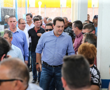 O Governador Carlos Massa Ratinho Junior entrega a ordem de serviço para as obras de duplicação do trecho Norte da Avenida Rui Barbosa, um dos principais eixos viários de São José dos Pinhais, na Região Metropolitana de Curitiba.  São José dos Pinhais, 29/01/2020 - Foto: Geraldo Bubniak/AEN