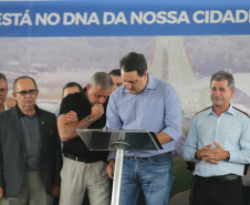 Com apoio do Governo do Estado, uma das mais importantes vias de São José dos Pinhais, na Região Metropolitana de Curitiba (RMC), será duplicada e revitalizada. O governador Carlos Massa Ratinho Junior assinou nesta quarta-feira (29), na Praça da Juventude, no bairro Guatupê, a ordem de serviço para o início das obras de duplicação da Avenida Rui Barbosa, Trecho Norte. 