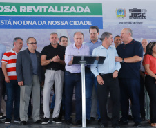 Com apoio do Governo do Estado, uma das mais importantes vias de São José dos Pinhais, na Região Metropolitana de Curitiba (RMC), será duplicada e revitalizada. O governador Carlos Massa Ratinho Junior assinou nesta quarta-feira (29), na Praça da Juventude, no bairro Guatupê, a ordem de serviço para o início das obras de duplicação da Avenida Rui Barbosa, Trecho Norte. 