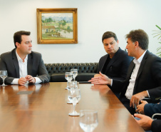 Projeto prevê a duplicação de aproximadamente seis quilômetros da rodovia, entre o posto da Polícia Rodoviária Federal (PRF) e o trevo do distrito de São João do Oeste. Projeto executivo será doado pela Associação Comercial e Industrial de Cascavel (ACIC).
Foto: Rodrigo Felix Leal