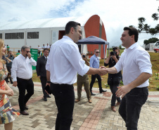 O governador Carlos Massa Ratinho Junior inaugurou nesta sexta-feira (31) a primeira escola técnica de operação florestal do Brasil, em Ortigueira, nos Campos Gerais. O Centro Estadual de Educação Profissional Florestal e Agrícola é fruto de uma parceria entre o Governo do Estado, a Klabin e a prefeitura. O investimento total foi de R$ 35 milhões, sendo R$ 12 milhões repassados pela Secretaria da Educação e do Esporte. Foto: José Fernando Ogura/AEN