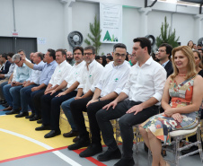O governador Carlos Massa Ratinho Junior inaugurou nesta sexta-feira (31) a primeira escola técnica de operação florestal do Brasil, em Ortigueira, nos Campos Gerais. O Centro Estadual de Educação Profissional Florestal e Agrícola é fruto de uma parceria entre o Governo do Estado, a Klabin e a prefeitura. O investimento total foi de R$ 35 milhões, sendo R$ 12 milhões repassados pela Secretaria da Educação e do Esporte. Foto: José Fernando Ogura/AEN