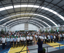 O governador Carlos Massa Ratinho Junior inaugurou nesta sexta-feira (31) a primeira escola técnica de operação florestal do Brasil, em Ortigueira, nos Campos Gerais. O Centro Estadual de Educação Profissional Florestal e Agrícola é fruto de uma parceria entre o Governo do Estado, a Klabin e a prefeitura. O investimento total foi de R$ 35 milhões, sendo R$ 12 milhões repassados pela Secretaria da Educação e do Esporte. Foto: José Fernando Ogura/AEN