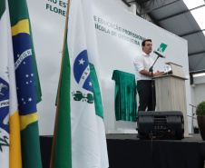 O governador Carlos Massa Ratinho Junior inaugurou nesta sexta-feira (31) a primeira escola técnica de operação florestal do Brasil, em Ortigueira, nos Campos Gerais. O Centro Estadual de Educação Profissional Florestal e Agrícola é fruto de uma parceria entre o Governo do Estado, a Klabin e a prefeitura. O investimento total foi de R$ 35 milhões, sendo R$ 12 milhões repassados pela Secretaria da Educação e do Esporte. Foto: José Fernando Ogura/AEN