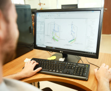 A Cohapar e a Secretaria de Estado de Infraestrutura e Logística (SEIL) promoveram um seminário sobre a plataforma BIM na sede da companhia, em Curitiba, nesta quinta-feira (30). Cerca de 50 profissionais das áreas de engenharia, arquitetura, tecnologia da informação e regularização fundiária participaram do encontro, que teve o intuito de fomentar e ampliar o conhecimento dos funcionários sobre a metodologia.